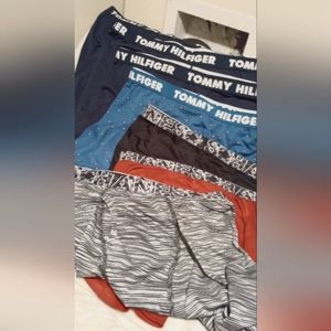 Bundle of microfiber boxer briefs 3 Hanes, 4 Tommy Hilfiger, all size Med.